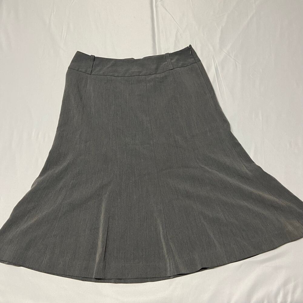 East 5th Skirt Gray Godet Style Trumpet Side Zipper Wide Waist  Size 12 EUC
